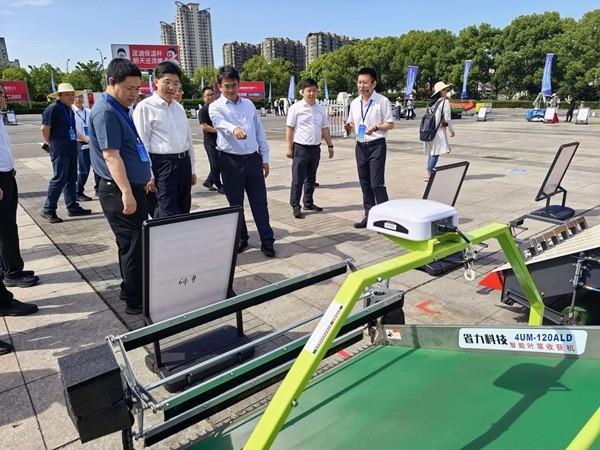 省力科技亮相丘陵山区农业机械化工作推进会